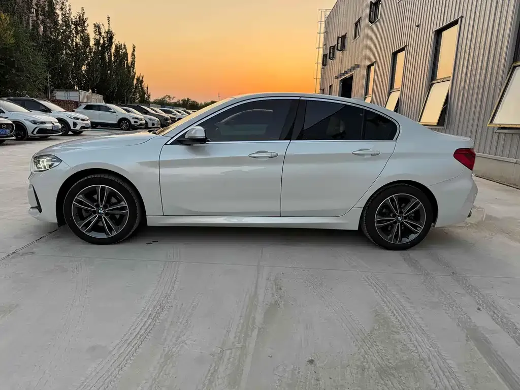 BMW 1 Series 2021 из CN, фото 7