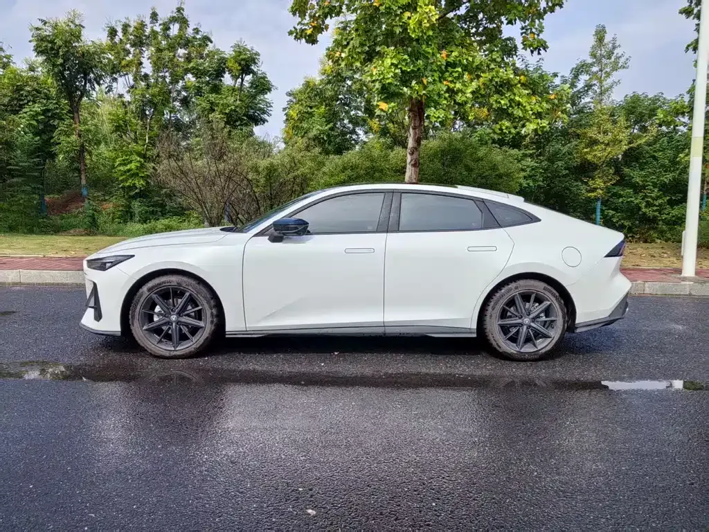 Changan UNI-V 2022 из CN, фото 3