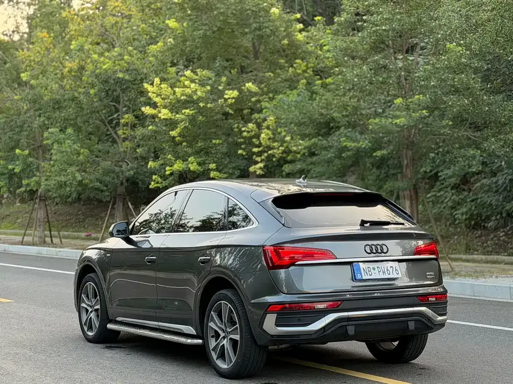 Audi Q5L Sportback 2022 из CN, фото 7