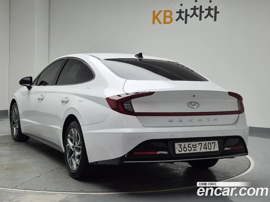 Hyundai Sonata 2022 из KR, фото 2