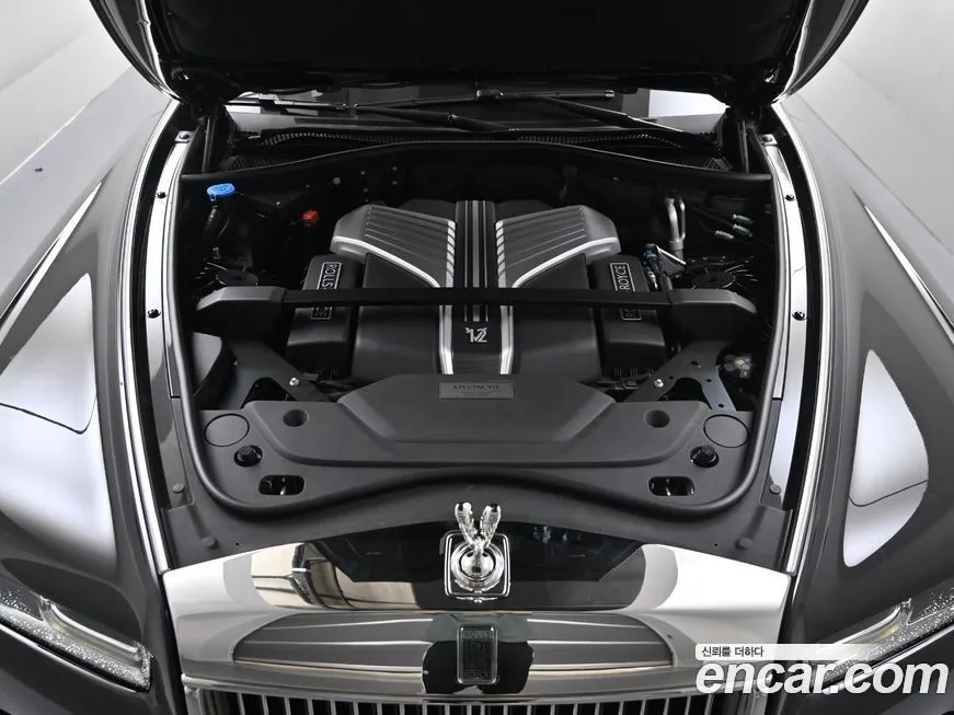 Rolls-Royce Phantom 2024 из KR, фото 6