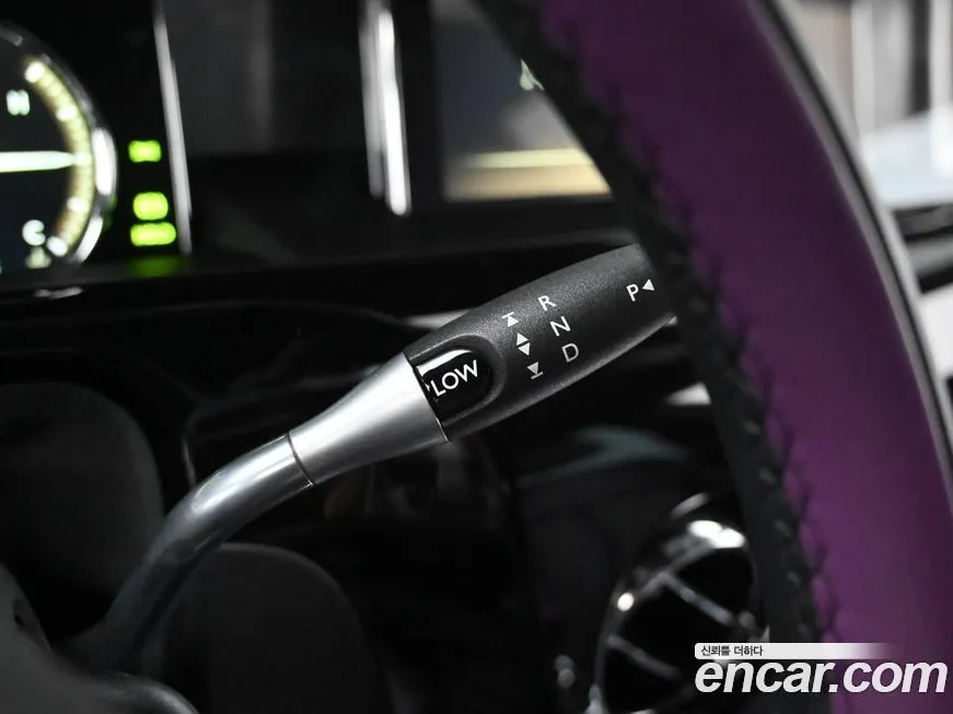 Rolls-Royce Phantom 2024 из KR, фото 9