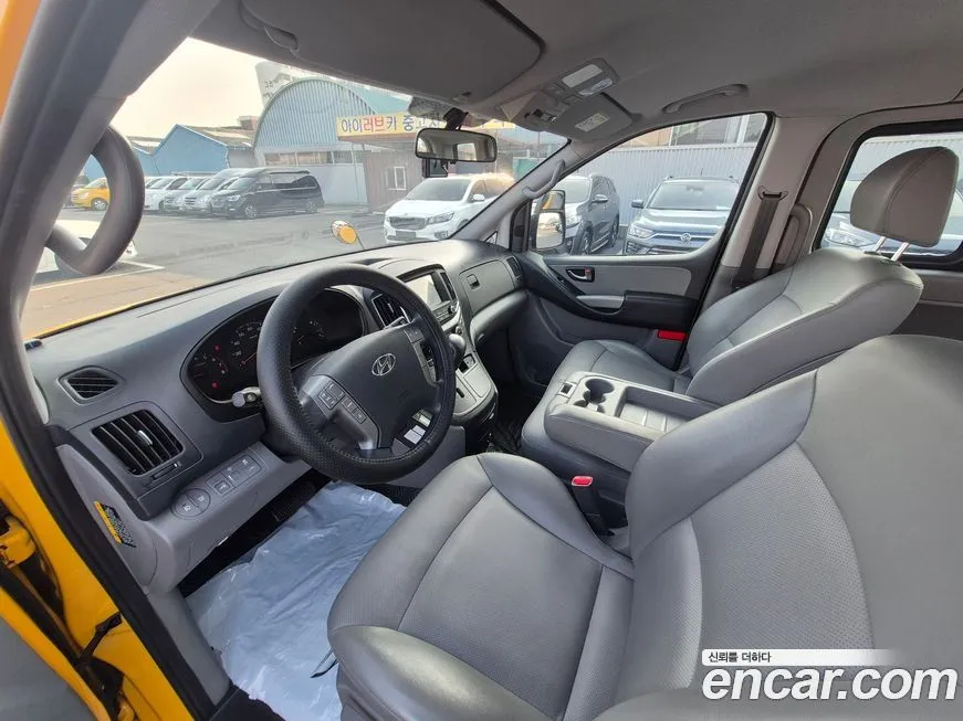 Hyundai Starex 2021 из KR, фото 8