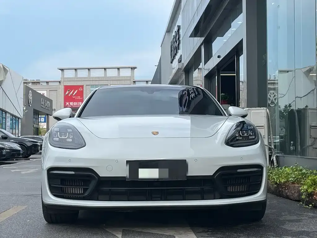 Porsche Panamera 2021 из CN, фото 1