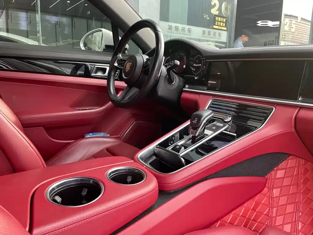 Porsche Panamera 2021 из CN, фото 7