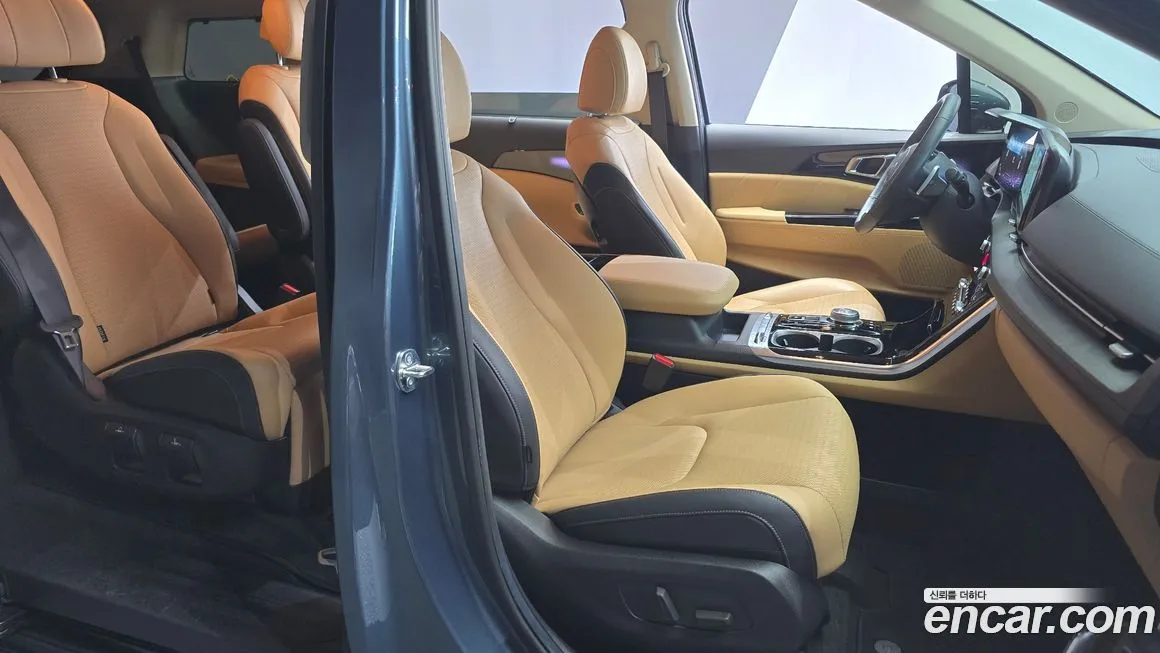 Kia Carnival 2023 из KR, фото 10
