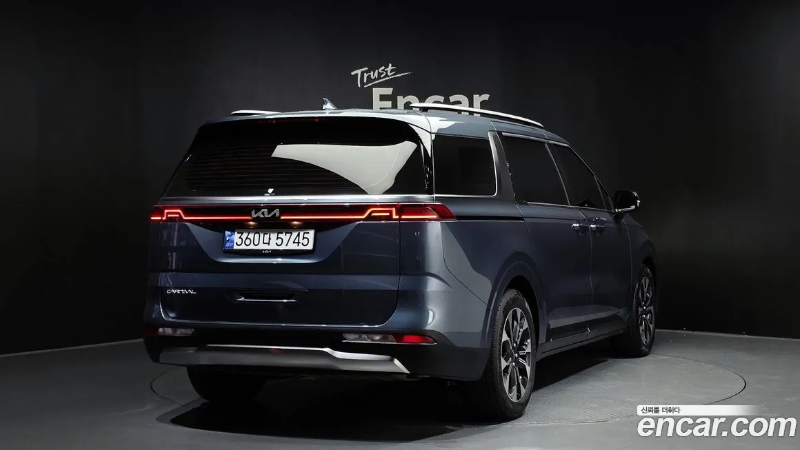 Kia Carnival 2023 из KR, фото 2
