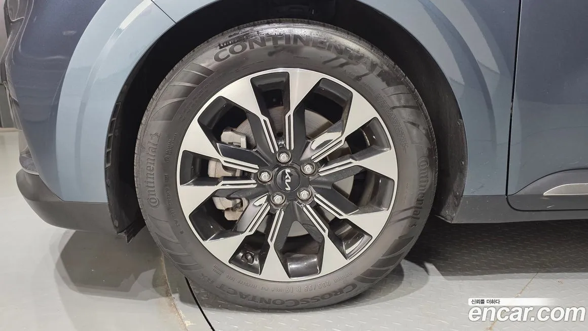 Kia Carnival 2023 из KR, фото 5