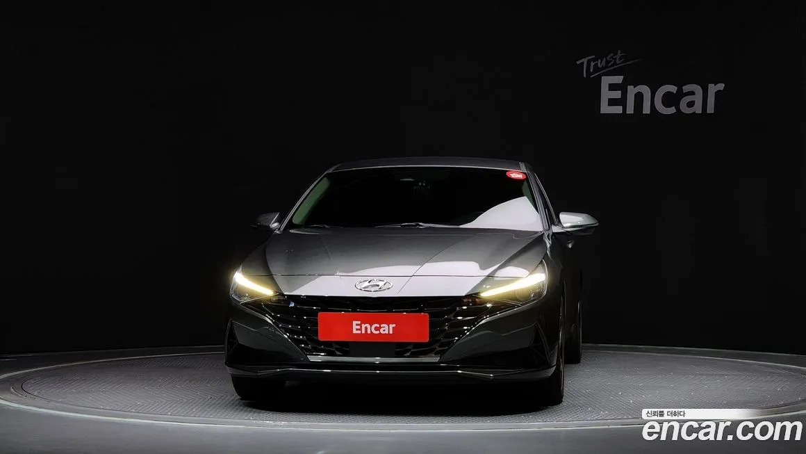 Hyundai AVANTE — фото 3
