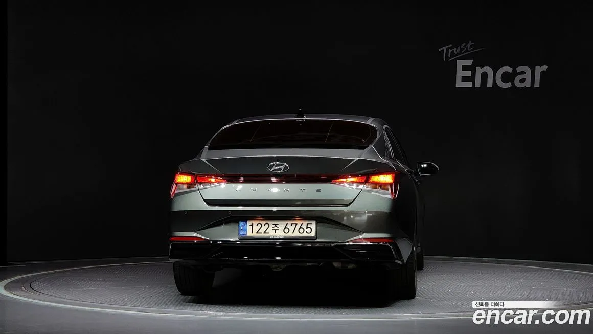 Hyundai AVANTE — фото 4