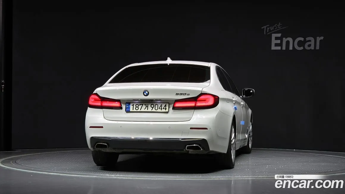 BMW 5-Series 2021 из KR, фото 4