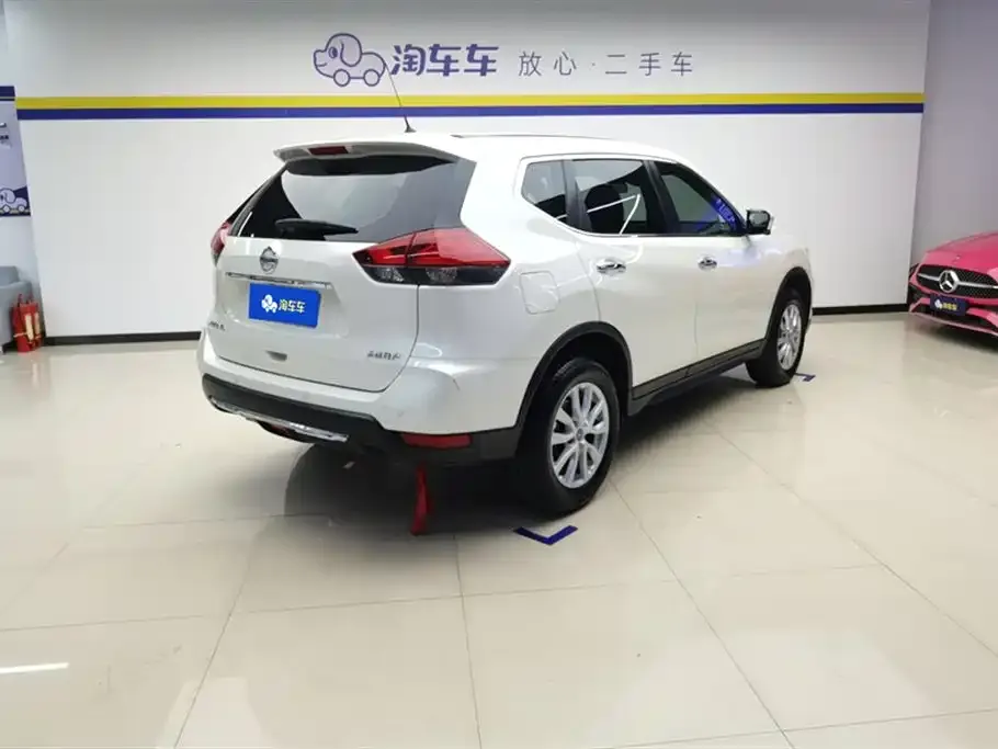 Nissan X-Trail 2021 из CN, фото 3