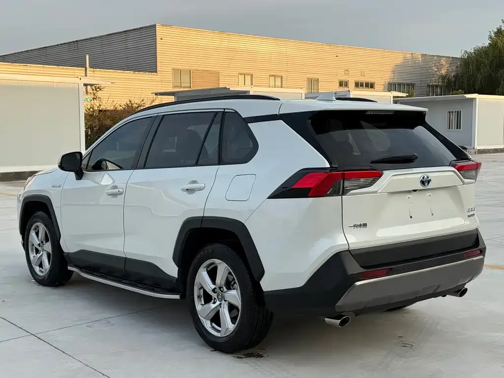 Toyota RAV4 2021 из CN, фото 9