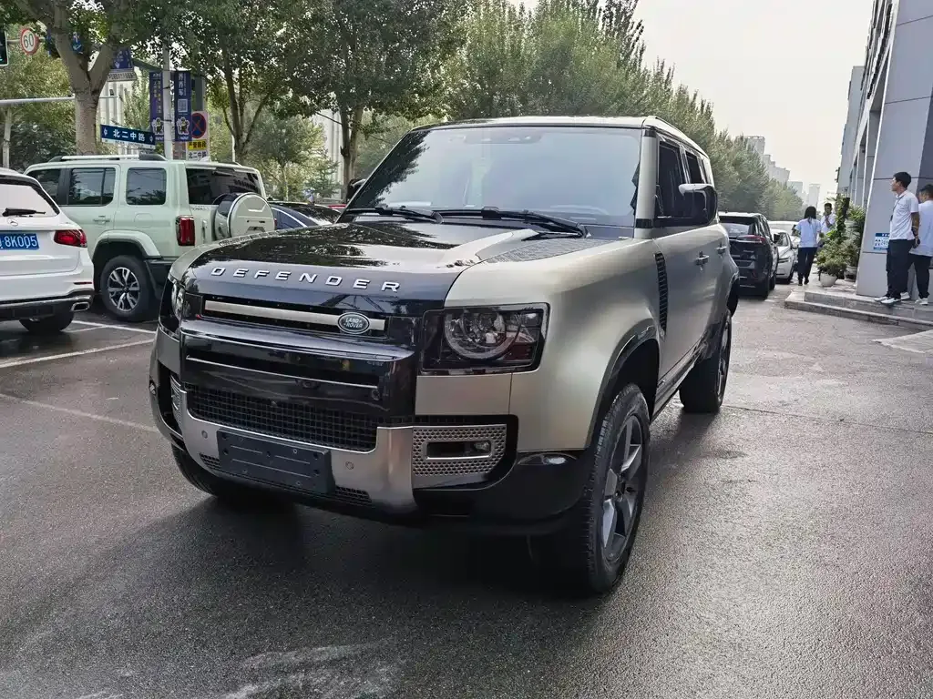 Land Rover Defender 2023 из CN, фото 1