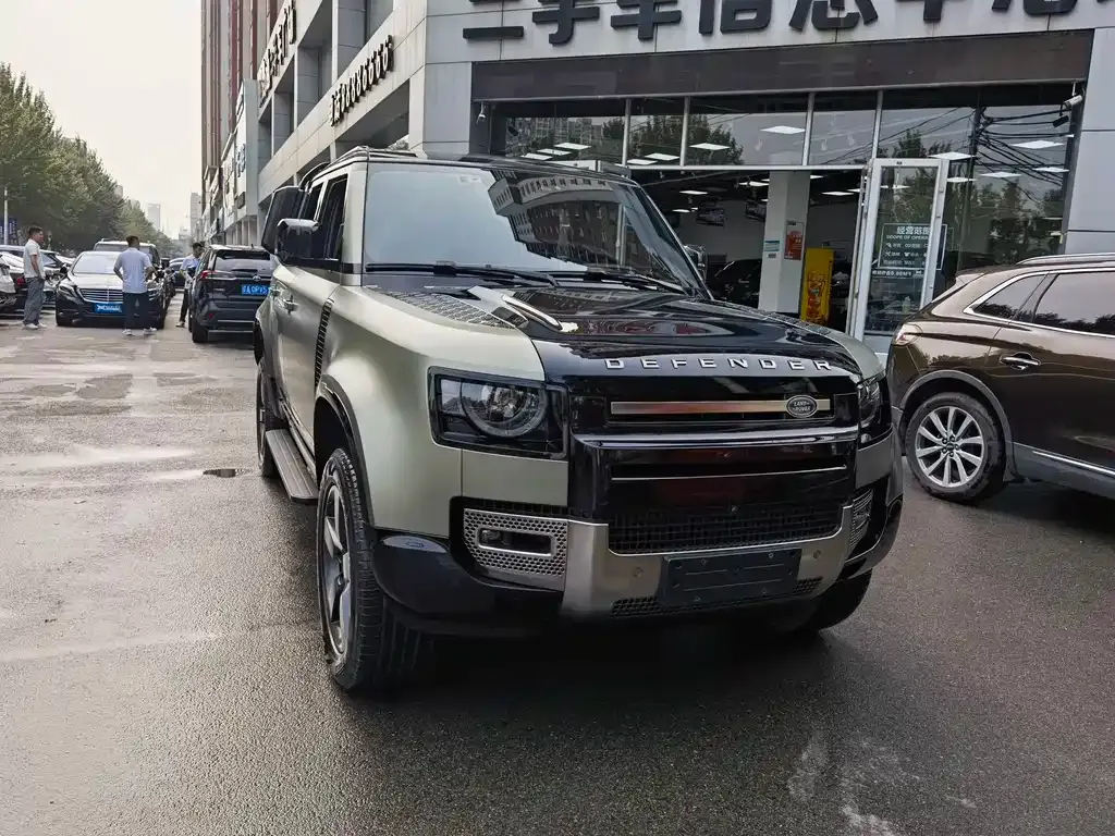 Land Rover Defender 2023 из CN, фото 3