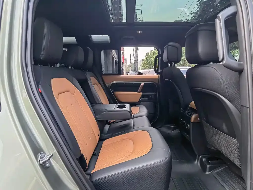 Land Rover Defender 2023 из CN, фото 9