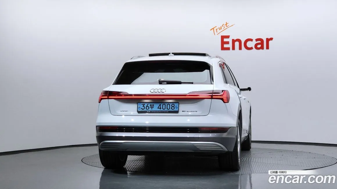 Audi e-tron 2021 из KR, фото 4