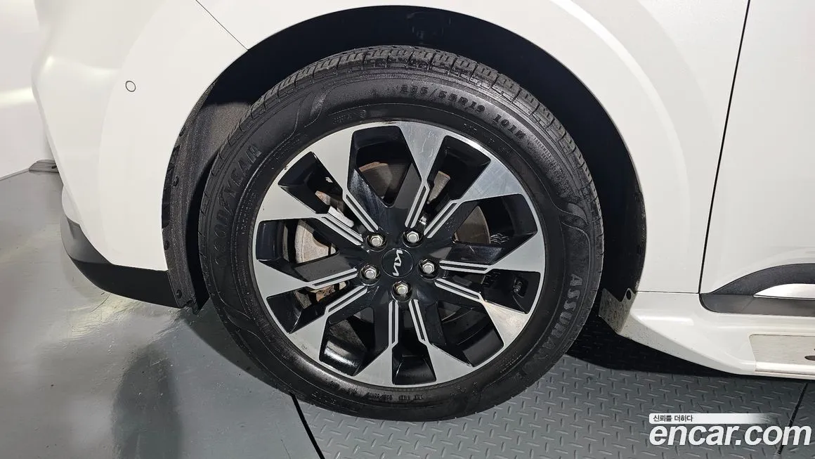Kia Carnival 2023 из KR, фото 5