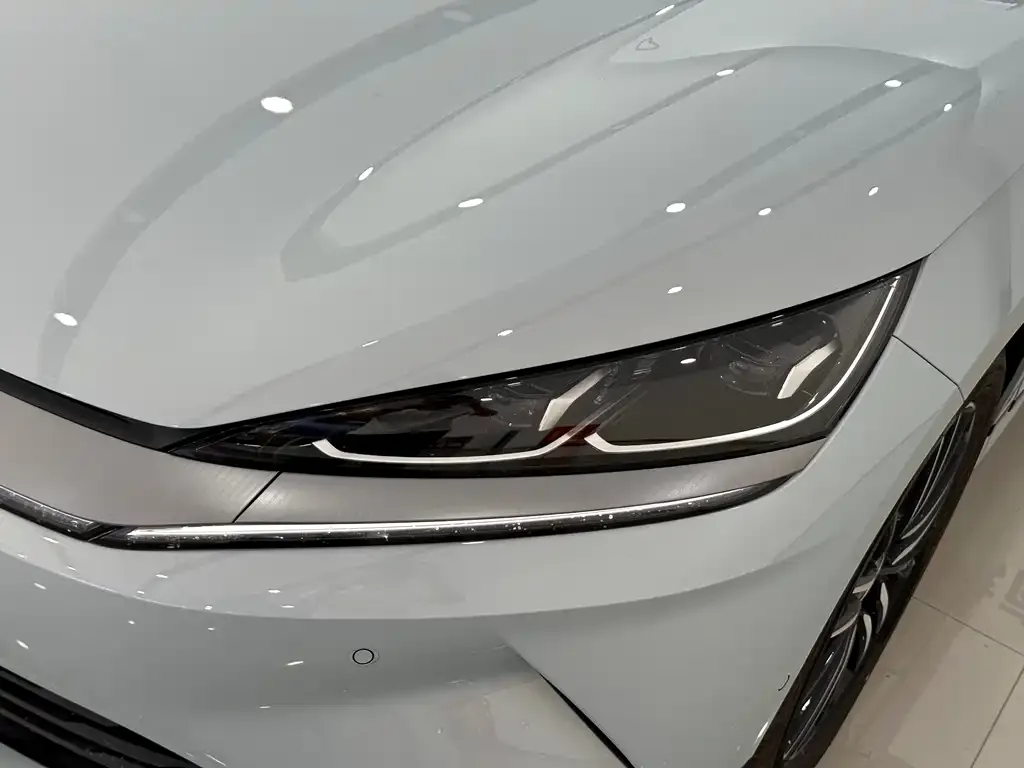 BYD Qin L — фото 3