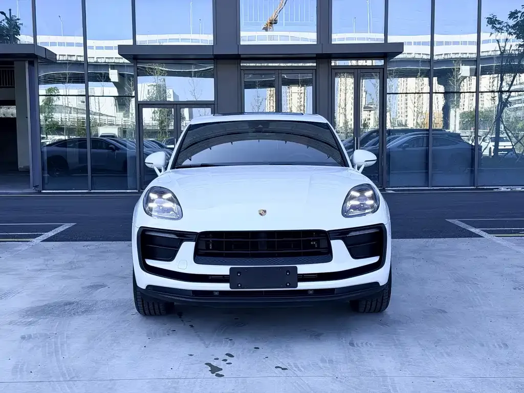 Porsche Macan 2024 из CN, фото 2