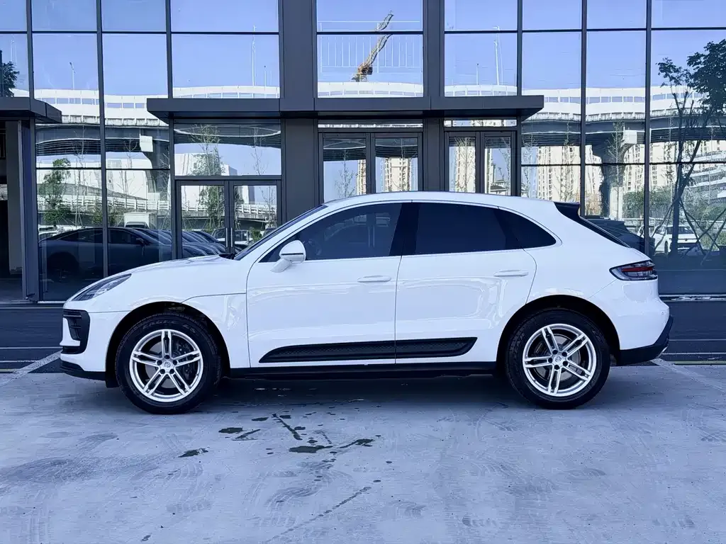 Porsche Macan 2024 из CN, фото 3
