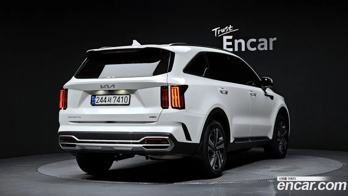 Kia Sorento 2023 из KR, фото 2