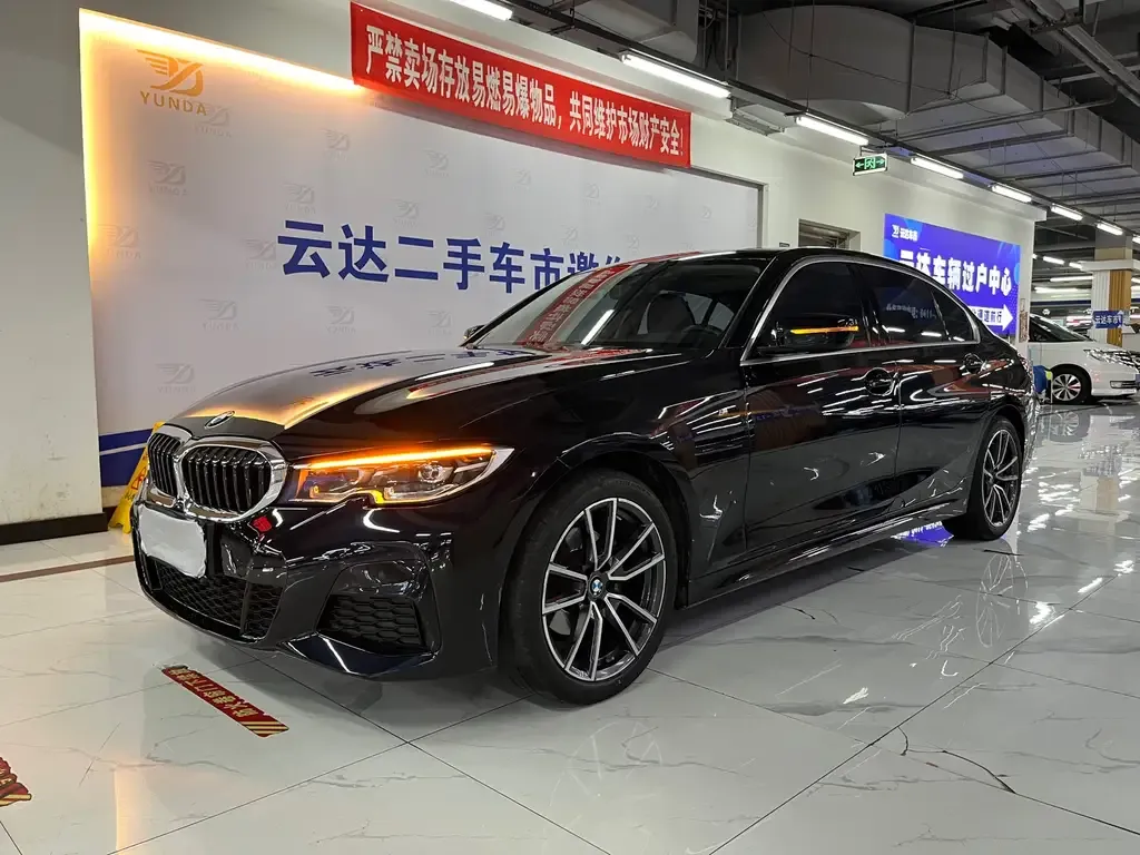 BMW 3 Series 2021 из CN, фото 2