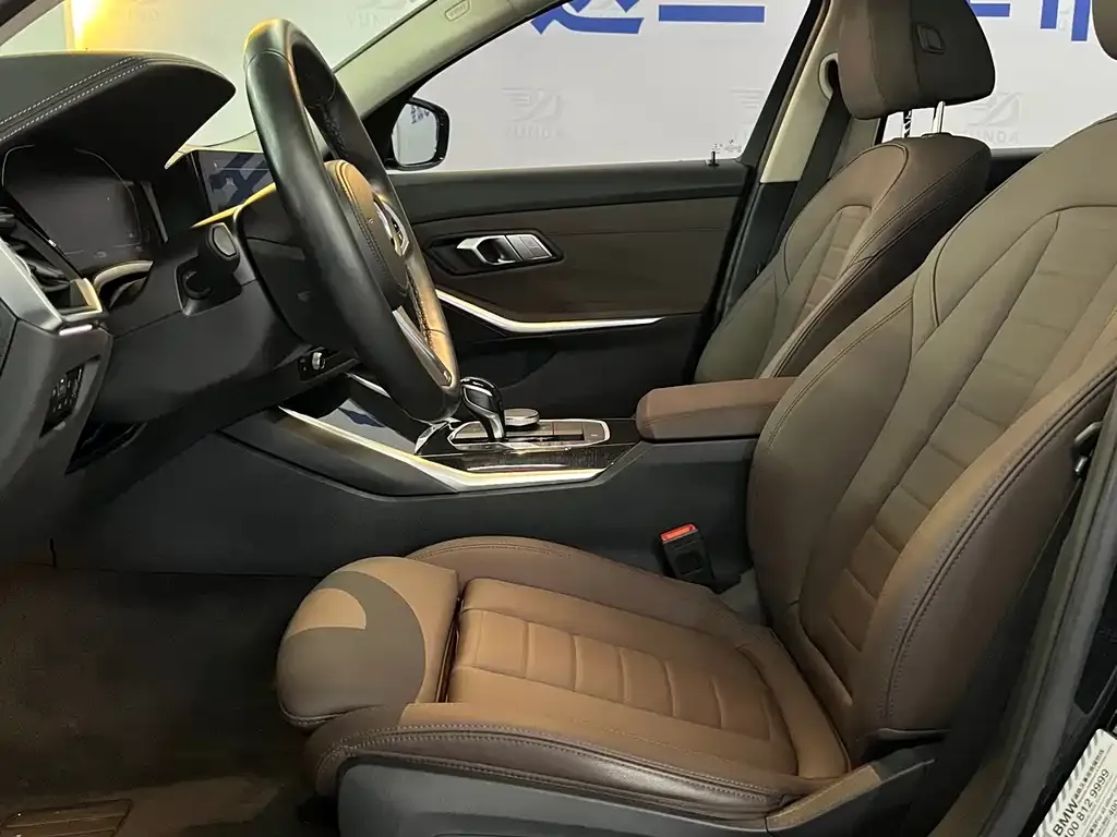 BMW 3 Series 2021 из CN, фото 9