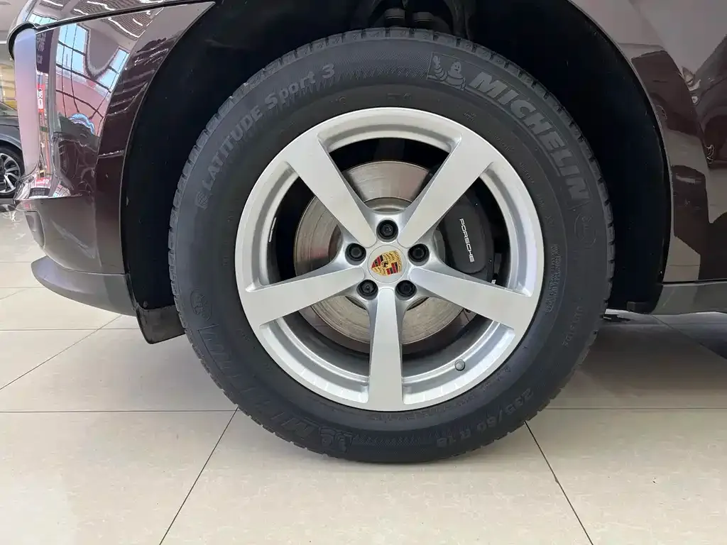 Porsche Macan 2021 из CN, фото 6