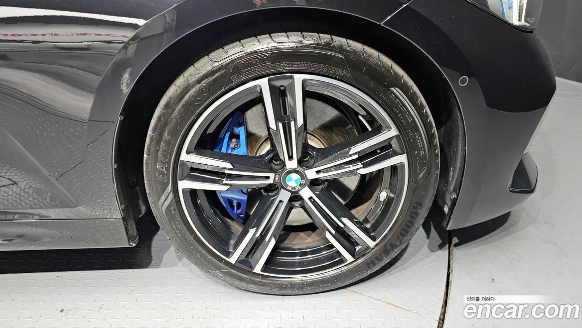 BMW 3-Series 2023 из KR, фото 5