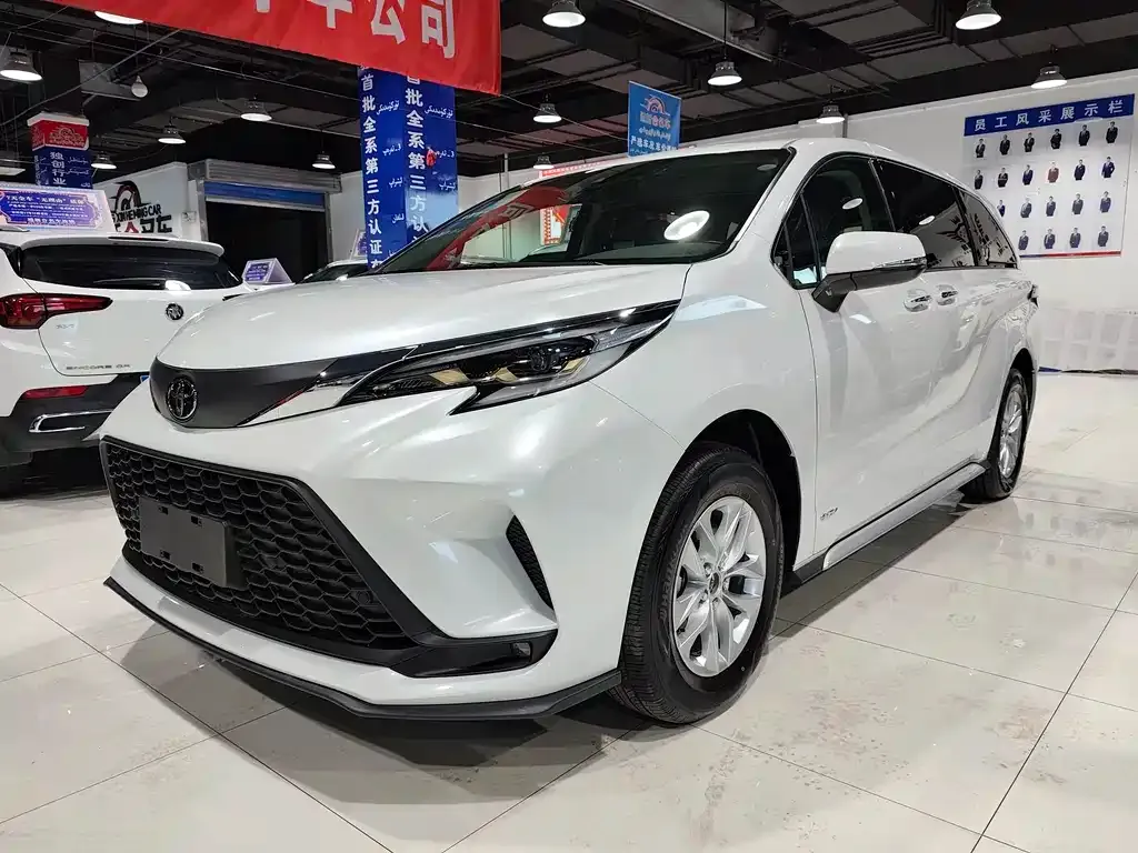 Toyota Granvia 2025 из CN, фото 1