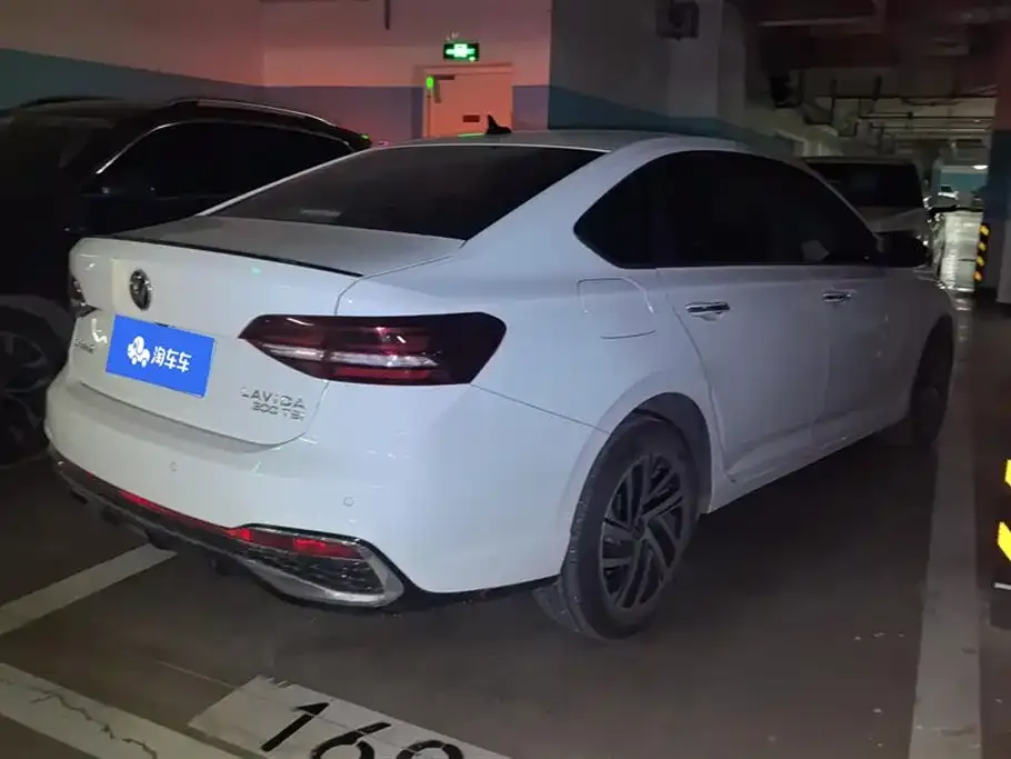 Volkswagen Lavida 2023 из CN, фото 3