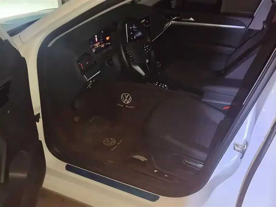 Volkswagen Lavida 2023 из CN, фото 9