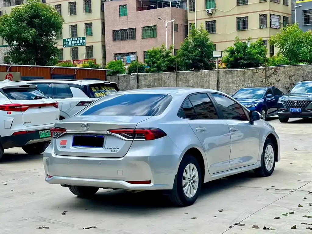 Toyota Corolla 2021 из CN, фото 5