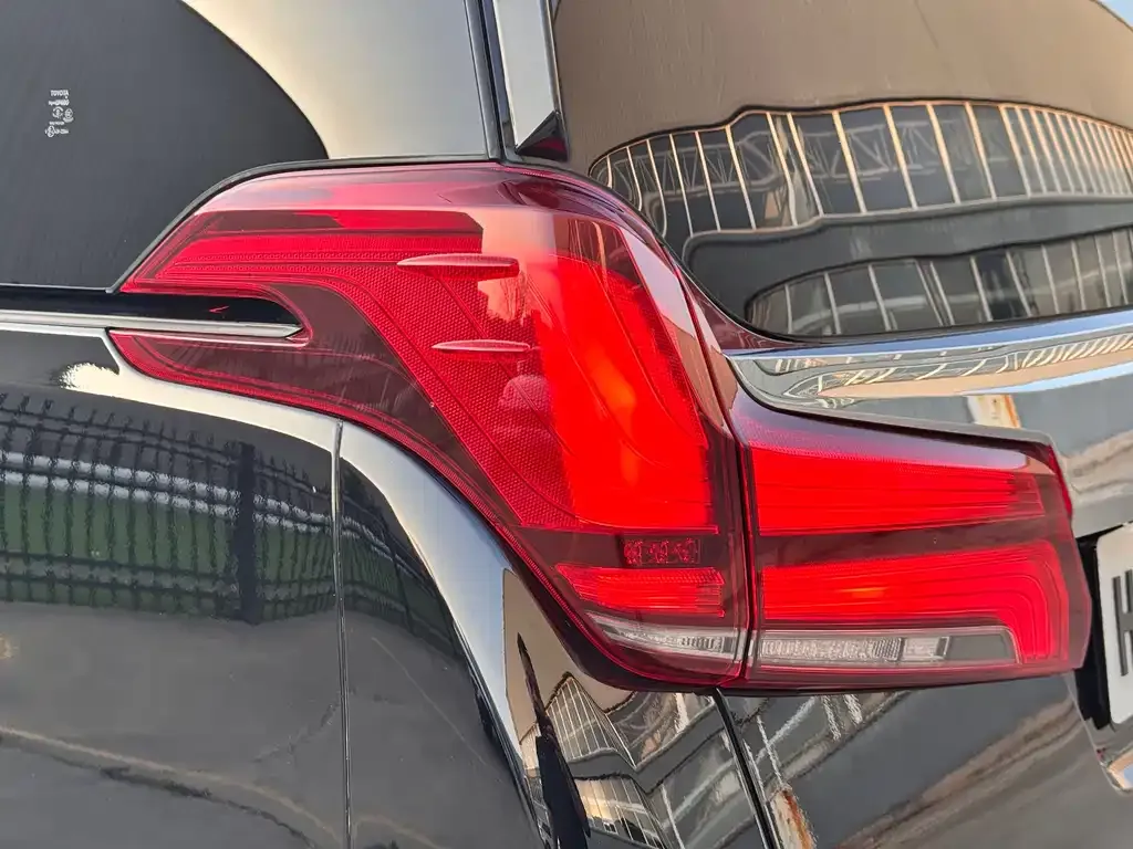 Toyota Vellfire 2021 из CN, фото 8