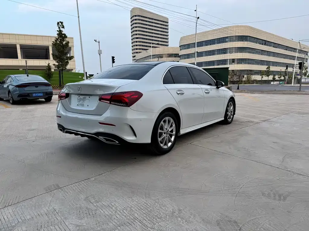 Mercedes-Benz A-Class 2021 из CN, фото 9