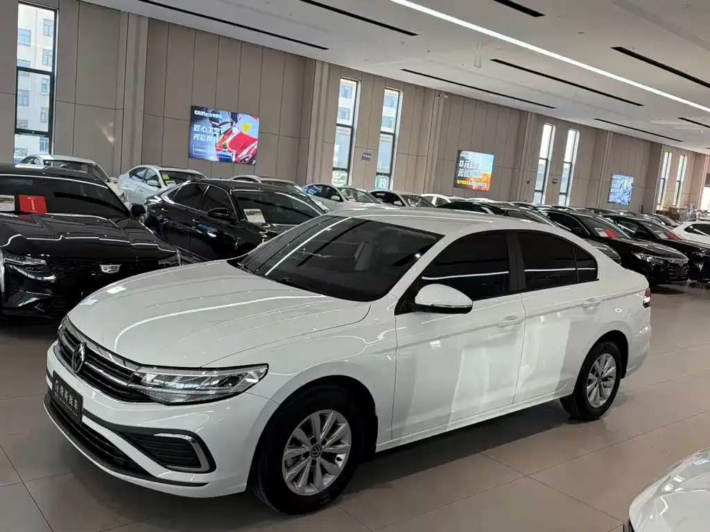 Volkswagen Bora 2024 из CN, фото 3