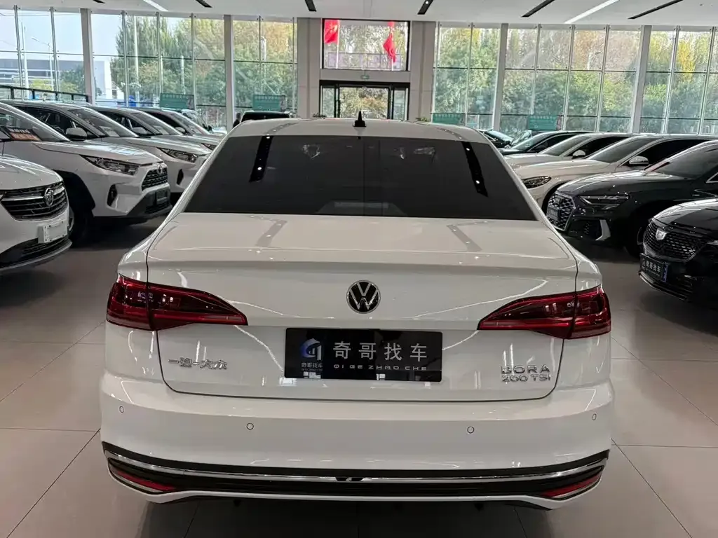 Volkswagen Bora 2024 из CN, фото 4