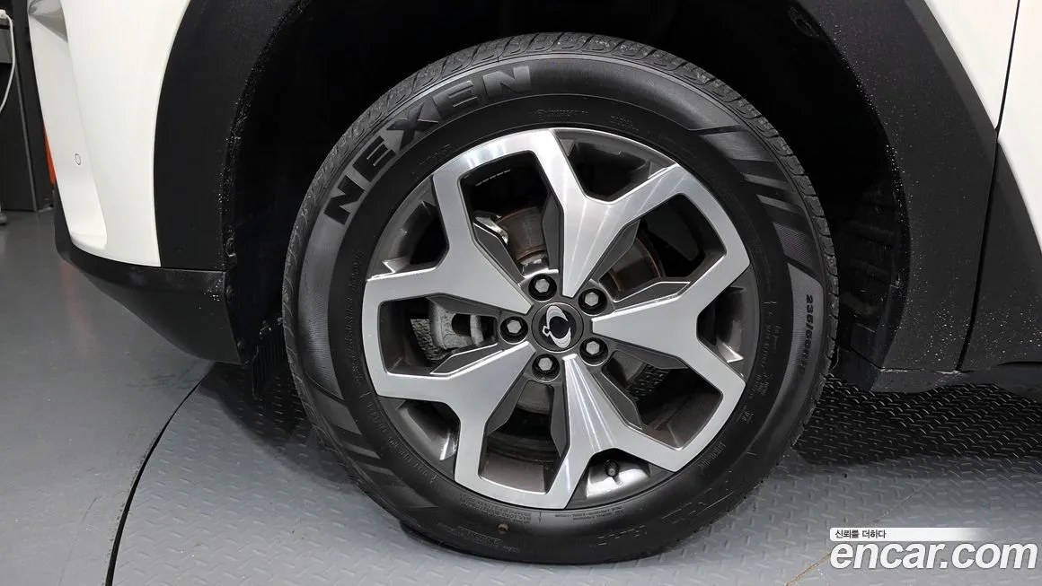 KG Mobility (Ssangyong) Torres 2024 из KR, фото 5