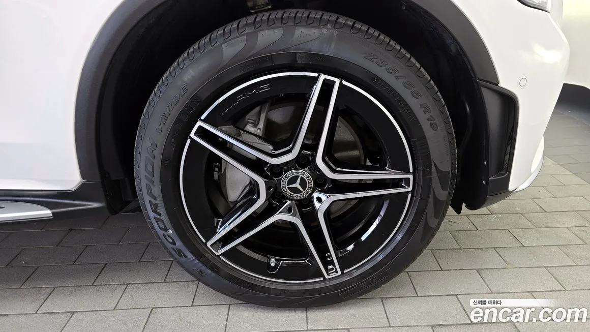 Mercedes-Benz GLC-Class 2023 из KR, фото 5