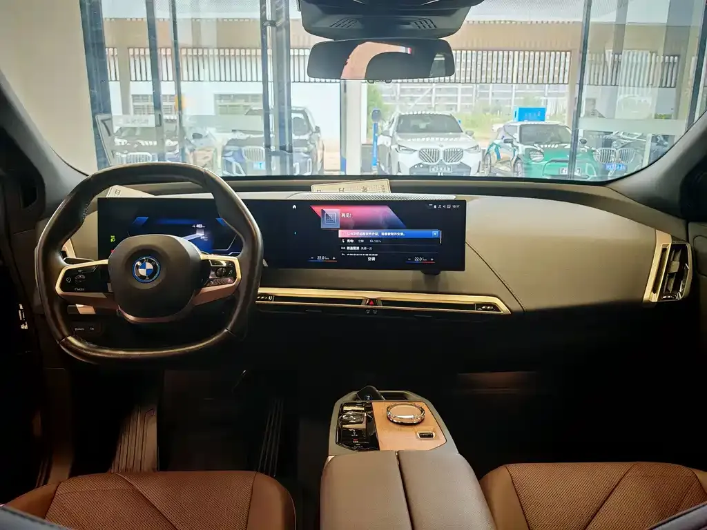 BMW iX 2023 из CN, фото 7