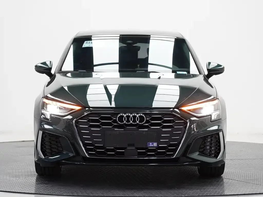 Audi A3 — фото 2