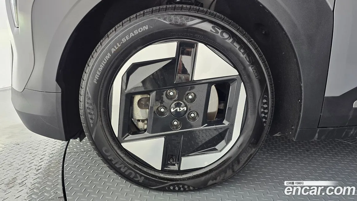 [object Object] EV3 2025 из KR, фото 5