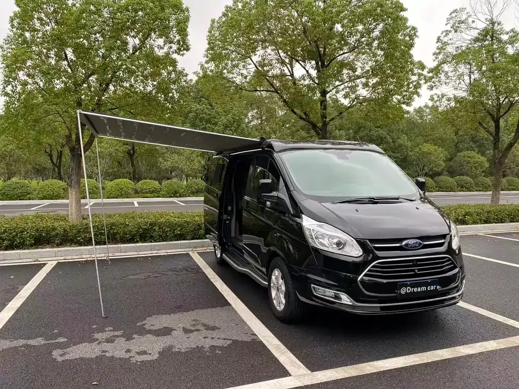 Ford Tourneo — фото 2