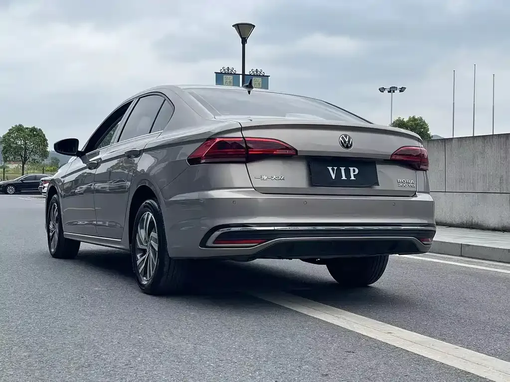 Volkswagen Bora 2023 из CN, фото 4