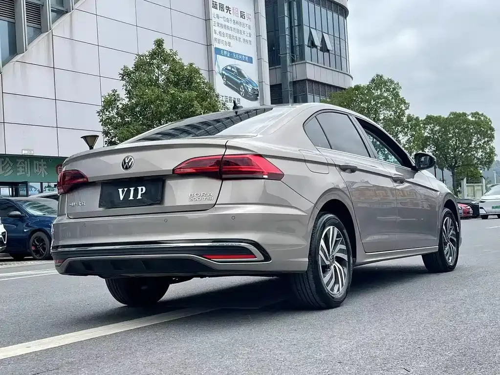 Volkswagen Bora 2023 из CN, фото 5