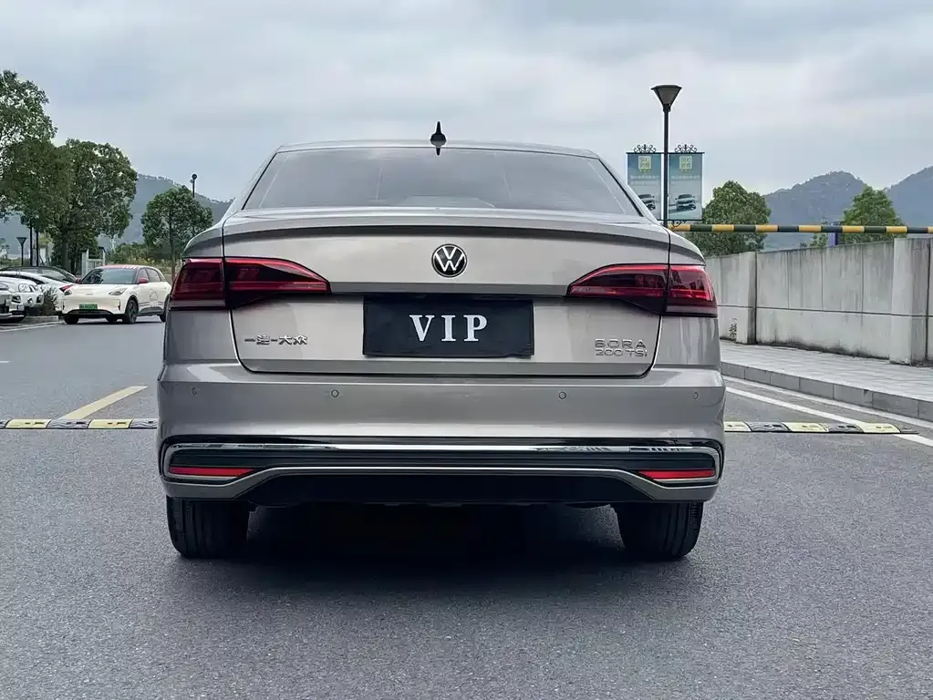 Volkswagen Bora 2023 из CN, фото 6