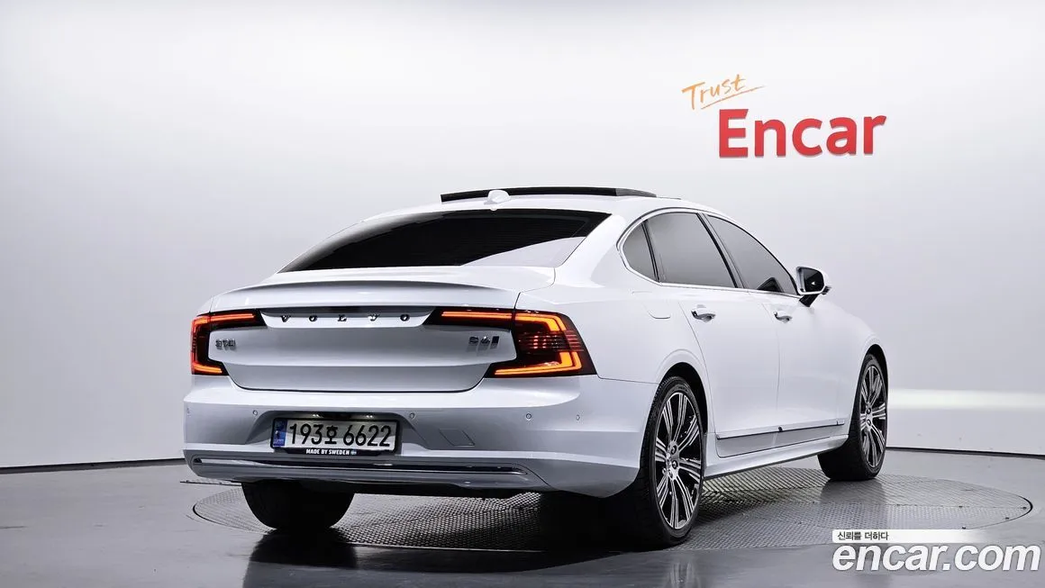 Volvo S90 2023 из KR, фото 2