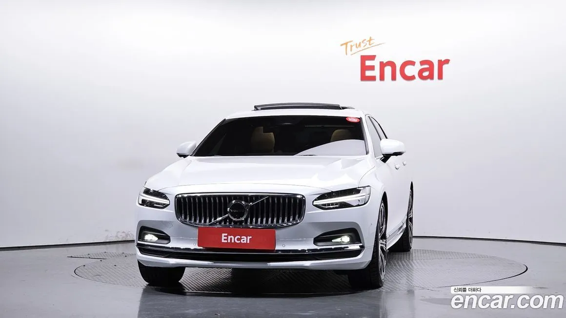 Volvo S90 2023 из KR, фото 3