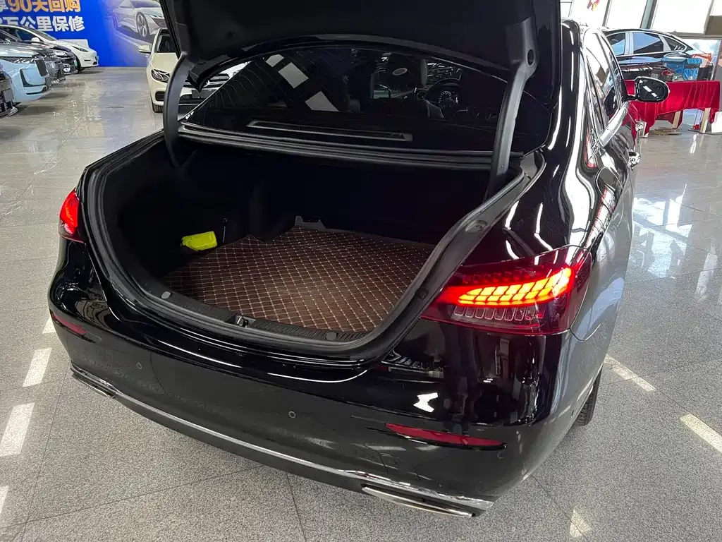 Mercedes-Benz E-Class 2022 из CN, фото 9